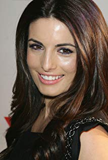 How tall is Ada Nicodemou?